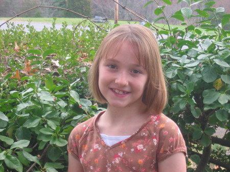 Makayla in Va 07 9 years old