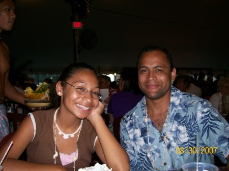 Tihati Luau - Jerry and Azley