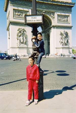PARIS-APRIL 2007