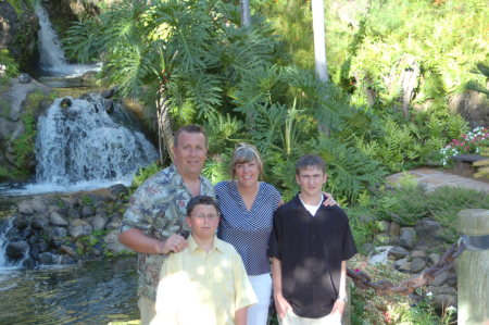 The family Tanner 13, Jay 18