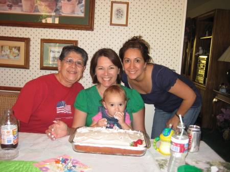 5/11/08 Chloe with Grandma, Auntie Carey & Mom