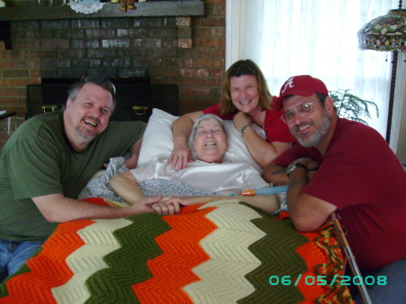 Rod, Mom, Me and Lynn - June 08