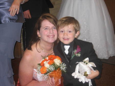 Alec and mommy in Julie's wedding 10/27/07.