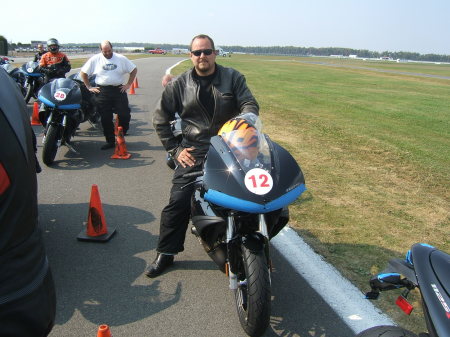 Trying out the brand new not yet released Buell 1125R :o) sweeeettt!!!