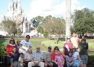 Whole Family - Disney 05'