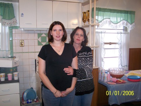 Me & Amy 7 mo pregnant