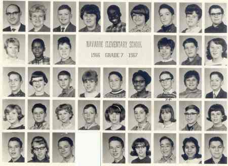 Navarre 7th Grade 66/67