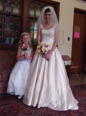 The bride and flowergirl