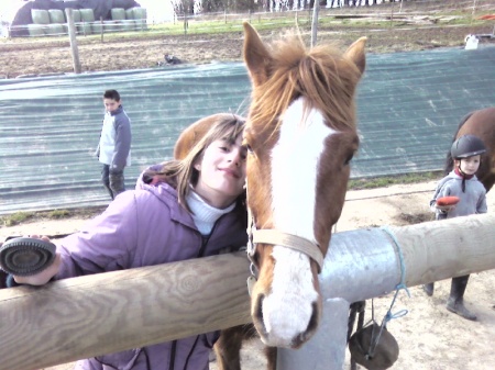 puline wth her horse