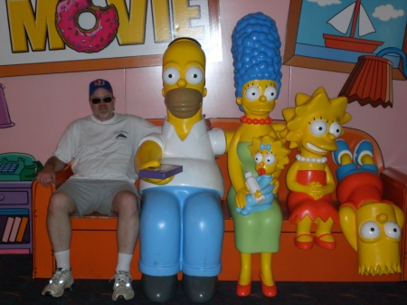 Jerry hangin' with the Simpsons