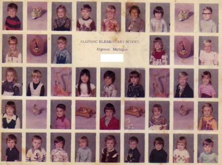 Mary Weiss' Classmates profile album