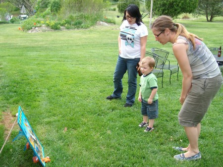 playing a game with his aunt