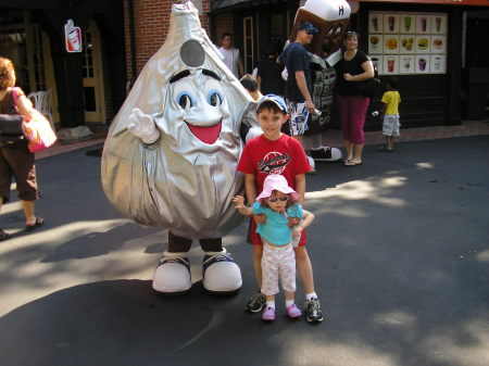 Holden and Lauren at Hershey Park, PA