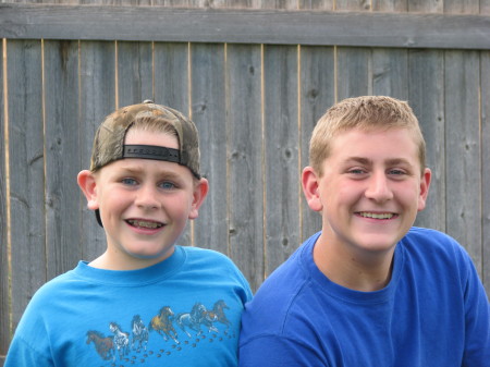 mikey 10 and Tyler 13  Summer 2007