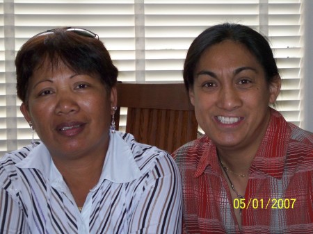 Twin sister Josephine Teroy (on the right)