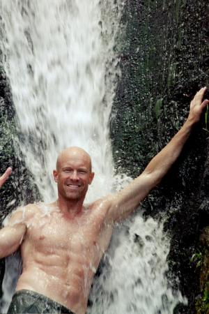 morning shower at kalalau