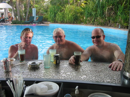 Pool Bar in Dubai