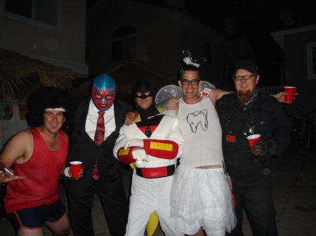 LAST HALLOWEEN PARTY