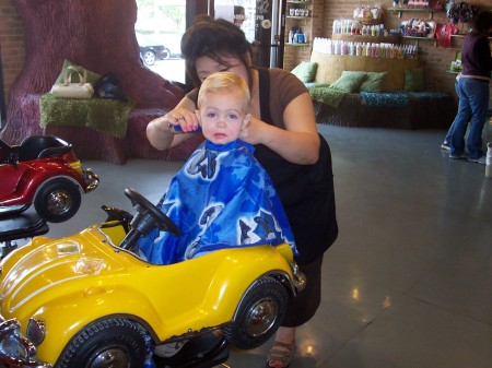 Brendan's 1st haircut