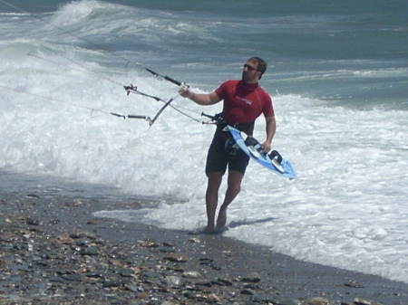 Kitesurfing