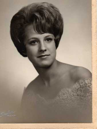 Mary Anne Knapp's Classmates profile album