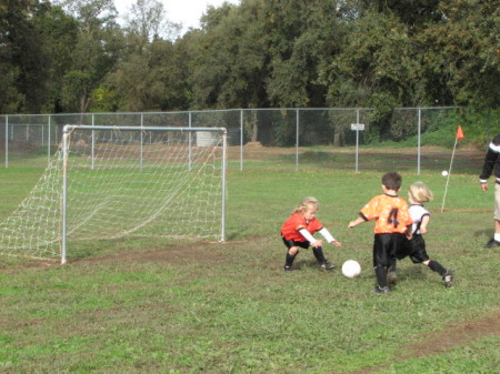 102007_emsoccer5