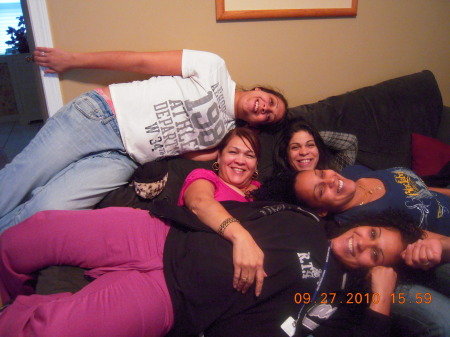 Mis cuatro hijas y yo en el 2010