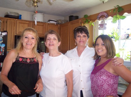 Patty, Jackie, Diana & Crystal