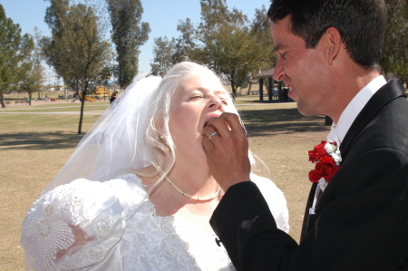 bride eating cake
