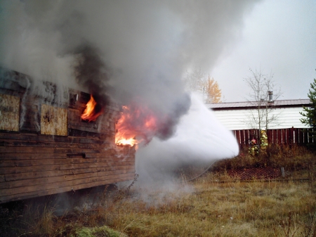 Trailer Fire at Flashover