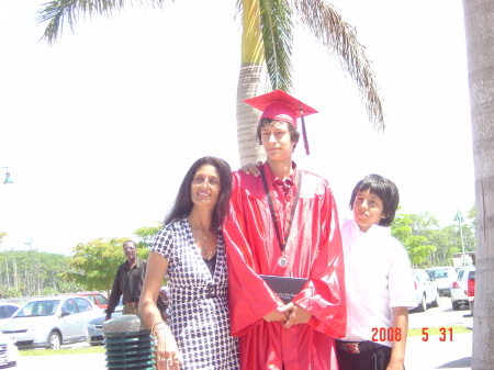 derek graduation 006[1]