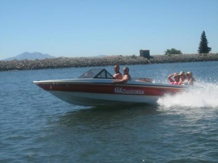 winter fun in California(see the mountains)