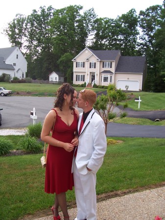 James and Jaque going to prom...