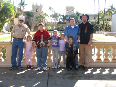 Fred, Ellie, Sam, Em, Liz, Brian, Mike, Jon