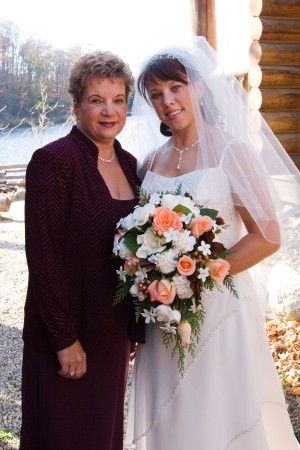 The bride and her mom