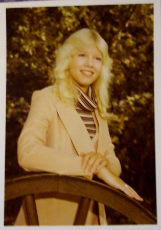 Teri Lowe's Classmates profile album