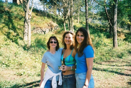 Leslie, Kerri, Cindy