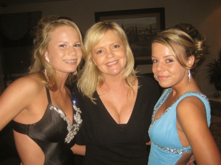 Me & My Girls For Witner Formal '08