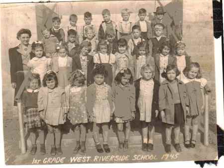 First Grade West Riverside School