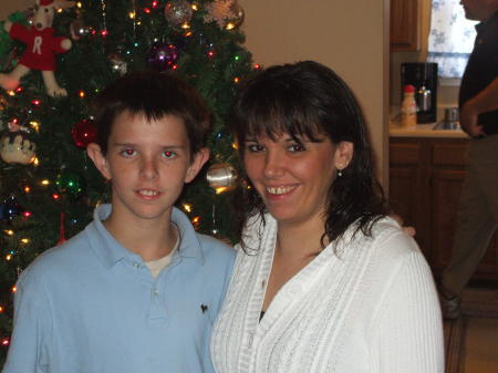 q and his mom in indiana xmas 2007