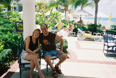 Karen and Paul Cancun 2008