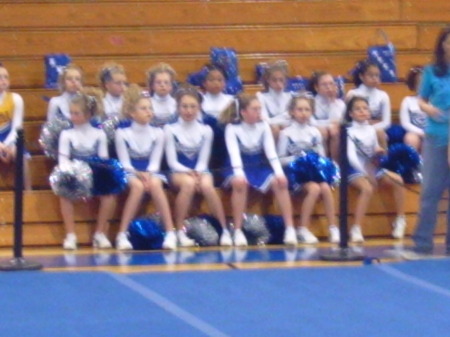 Alysha and the cheer team....