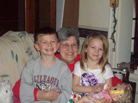 My Grand babbies and great grandma