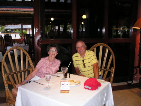 Jimmie Dale and Sharron in Mexico, 2004