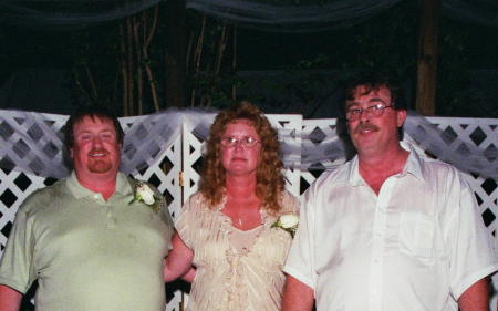 Son Steve, daughter Lisa, son Jim Jr