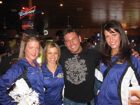 Me with MN Viking Cheerleaders 2/09