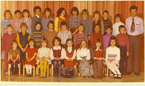 Grade 3 - room 4 - 1972-1973 Mr Constantine's class