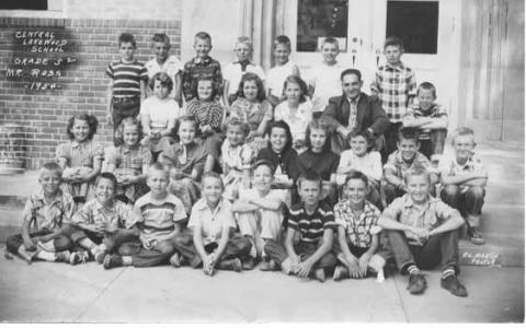 Mr. Ross and his class of 1954.