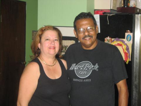 Gladys y mi hermano Coloncito