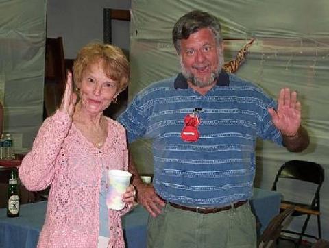 Ann and Bill say "Howdy, Y'all !!"